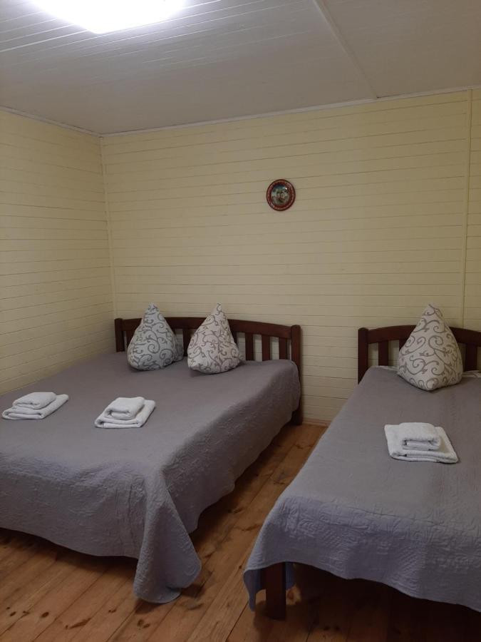 Hotel Гостьовий Дім На Герцена Guest Hous On Gertsena à Novhorod-Siverskyi Extérieur photo
