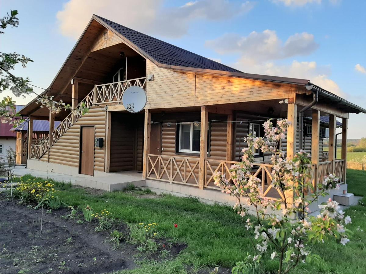 Hotel Гостьовий Дім На Герцена Guest Hous On Gertsena à Novhorod-Siverskyi Extérieur photo